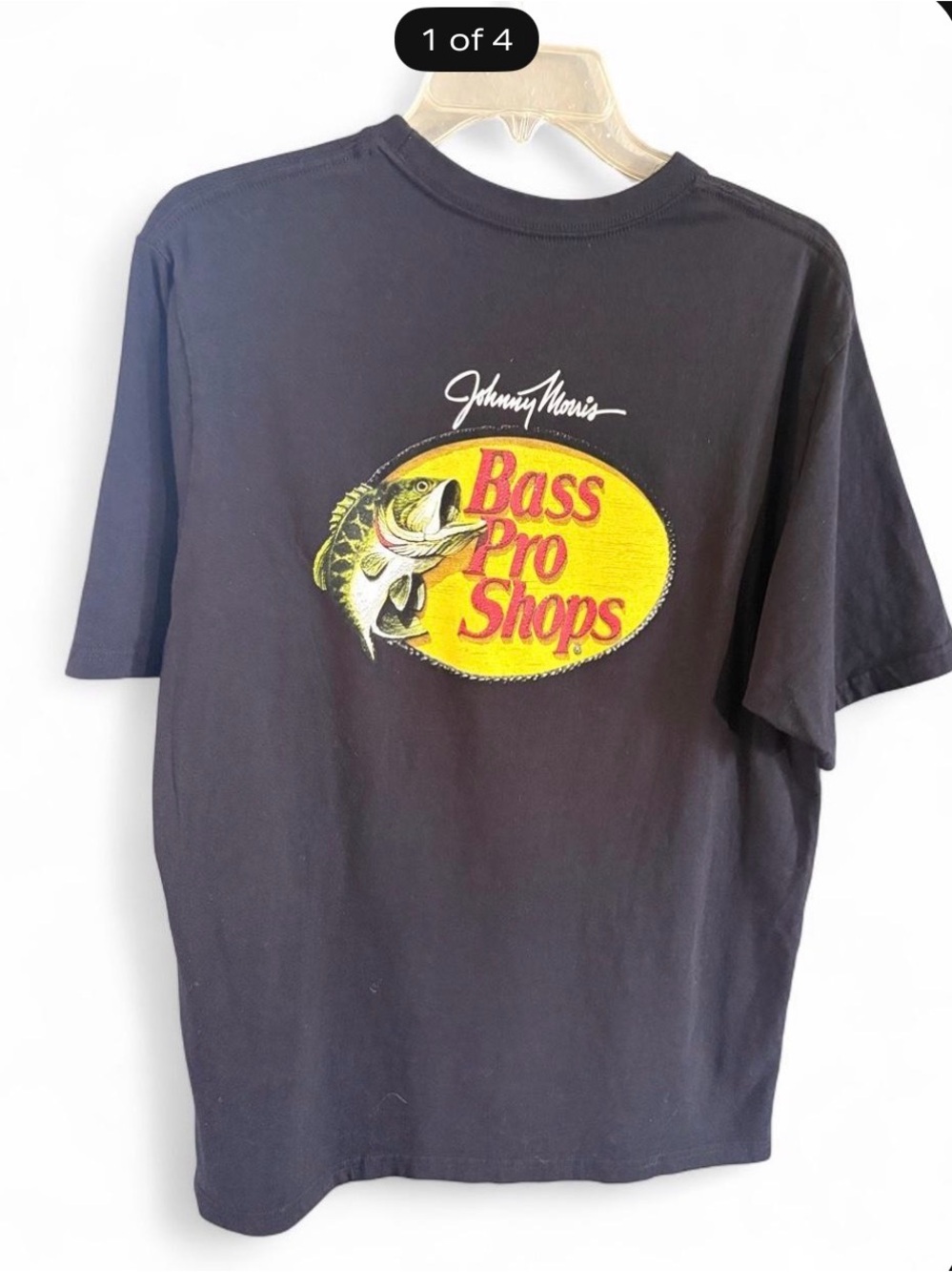 Bass Pro Shops Black Graphic Tee - Johnny Morris Logo size Medium